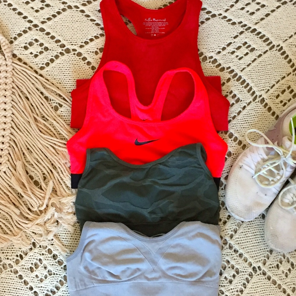 4 set sports bras